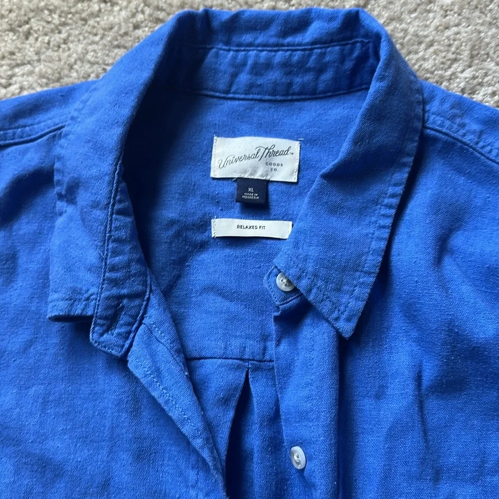 Women's button down - Picture 2 of 2
